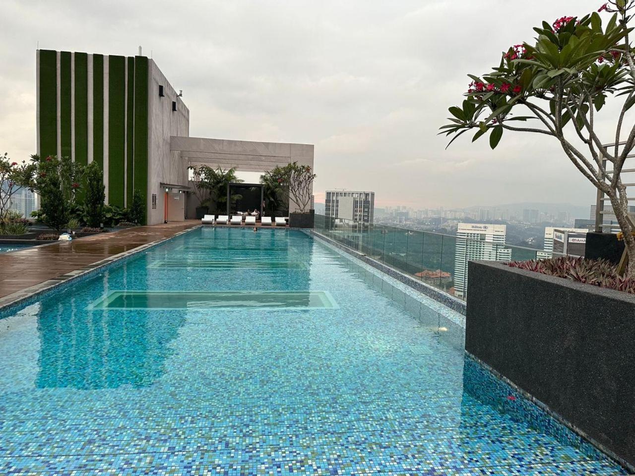 Kl Sentral Monorail 4 Pax Family Kl City View Infinity Sky Pool Kuala Lumpur