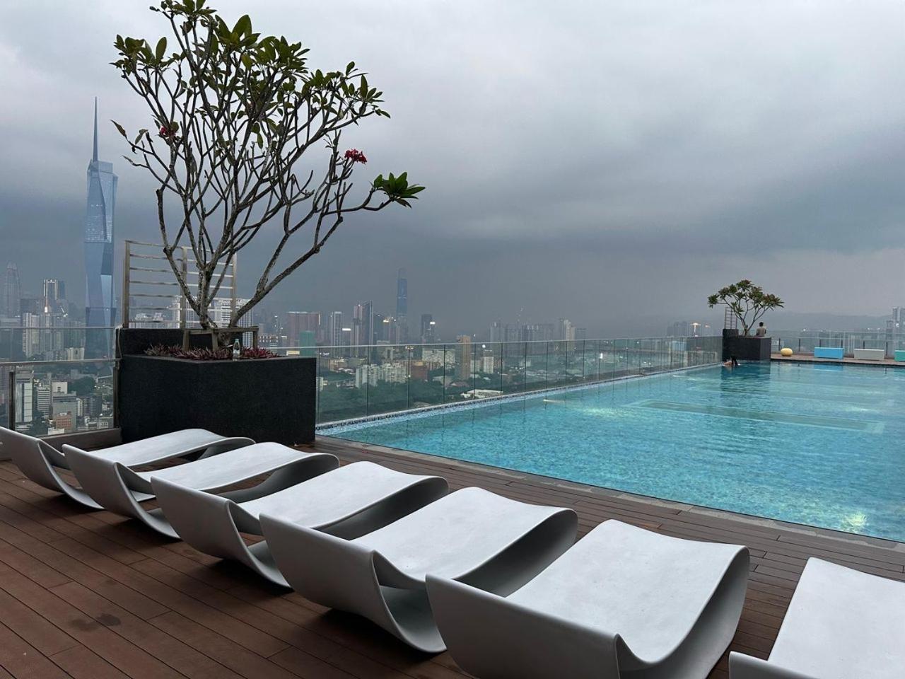Kl Sentral Monorail 4 Pax Family Kl City View Infinity Sky Pool Kuala Lumpur